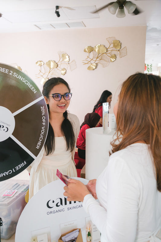 Camu x Stretch Sip Snap: Merayakan Cinta Lewat Yoga Couple di Hari Valentine